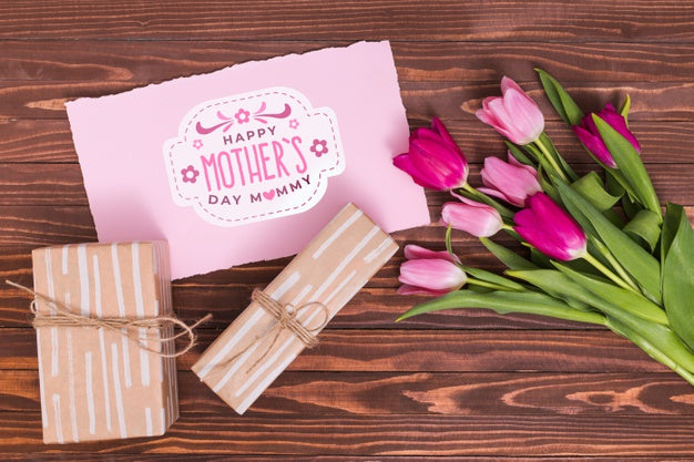 Free Flat Lay Mothers Day Composition With Card Mockup Psd