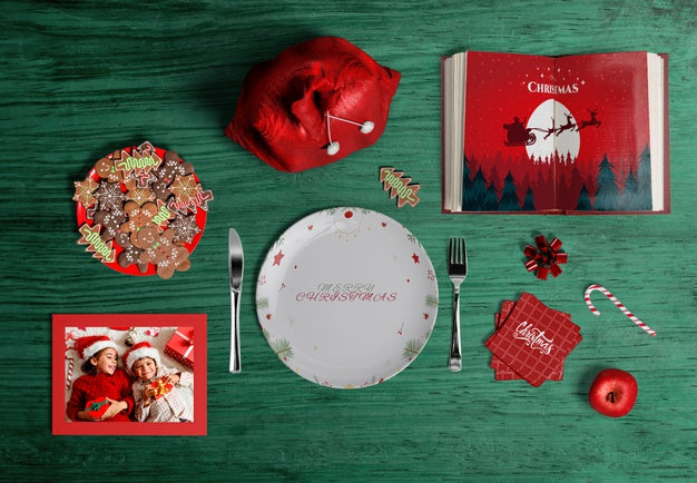 Free Flat Lay Of Christmas Scene Creator Mock-Up Psd