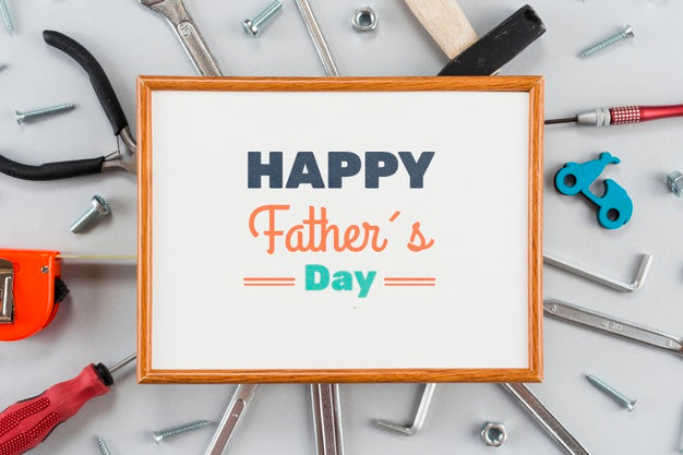 Free Flat Lay Of Father'S Day Concept Psd