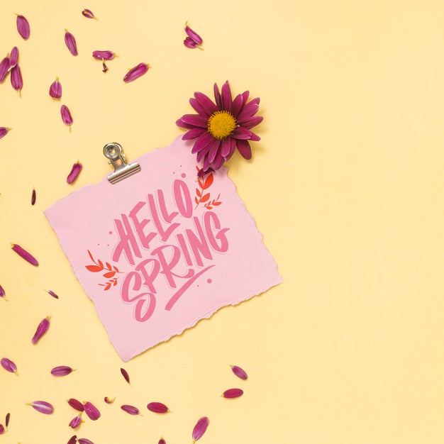 Free Flat Lay Spring Mockup With Greeting Card Psd