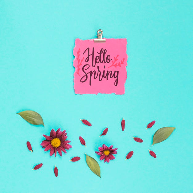 Free Flat Lay Spring Mockup With Greeting Card Psd