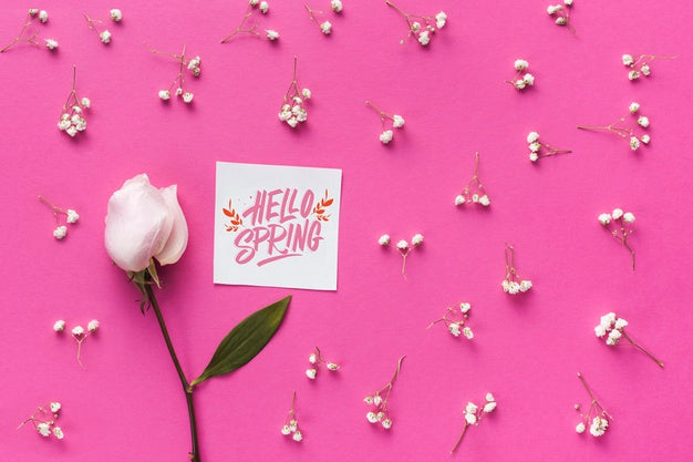 Free Flat Lay Spring Mockup With Greeting Card Psd