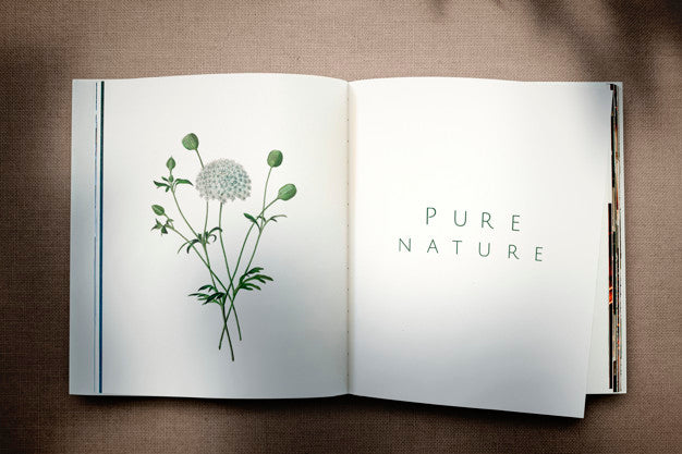 Free Floral Magazine Mockup With Blank Space Psd