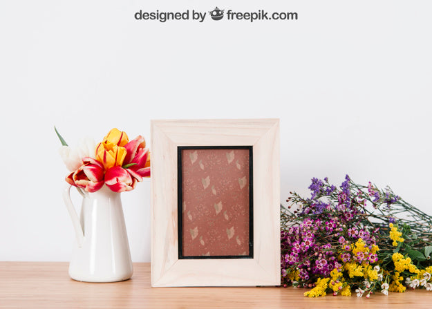 Free Floral Mockup Of Frame Psd