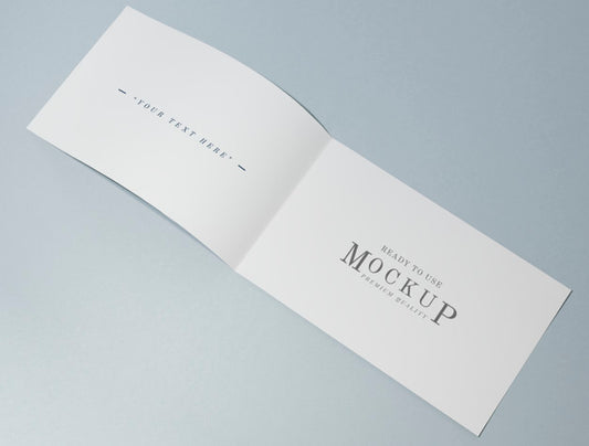 Free Foldable Card Or Brochure Mockup Psd