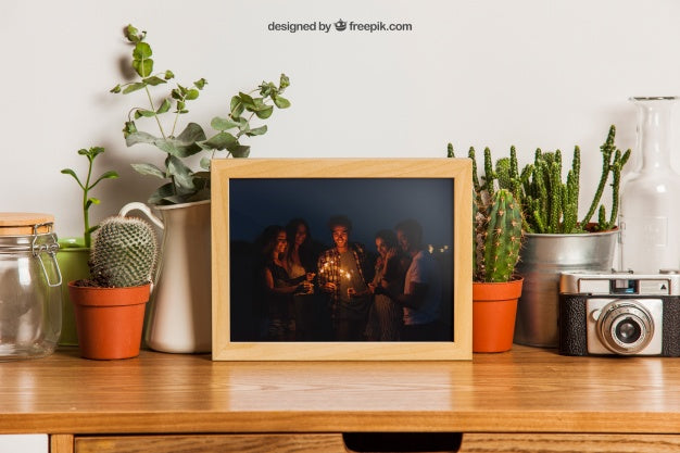 Free Frame Mockup With Many Plants Psd