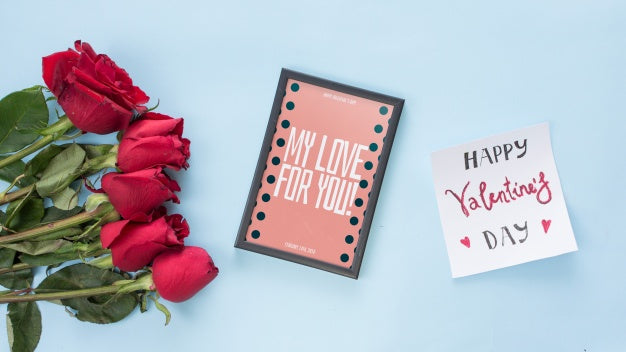 Free Frame Mockup With Roses For Valentines Day Psd