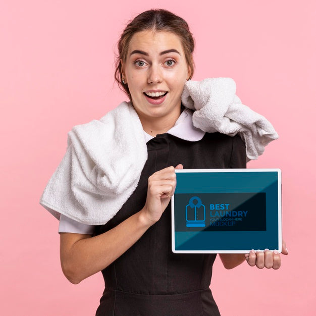 Free Front View Maid With Towel Holding Tablet Mock-Up Psd