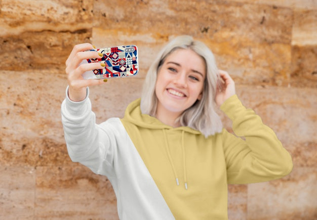 Free Girl With Hoodie Taking Selfie Psd