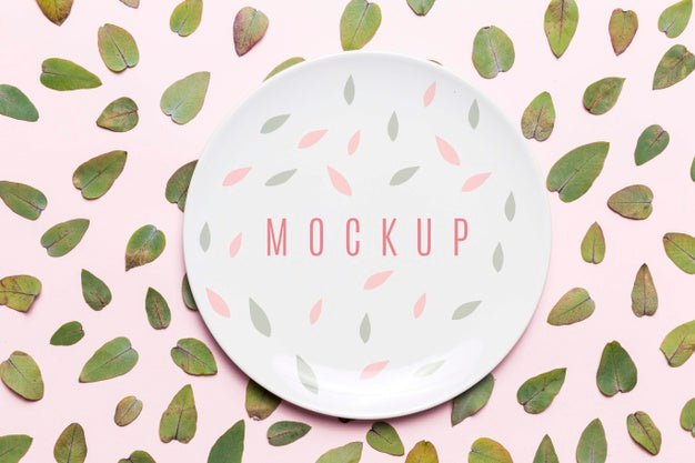 Free Green Leaves With Plate Mock-Up Psd