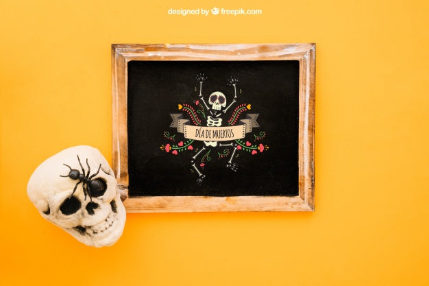 Free Halloween Mockup With Slate And Skull Psd