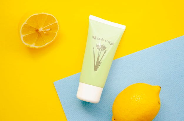Free Hand Cream Bottle Mock-Up On Bicolor Background Psd