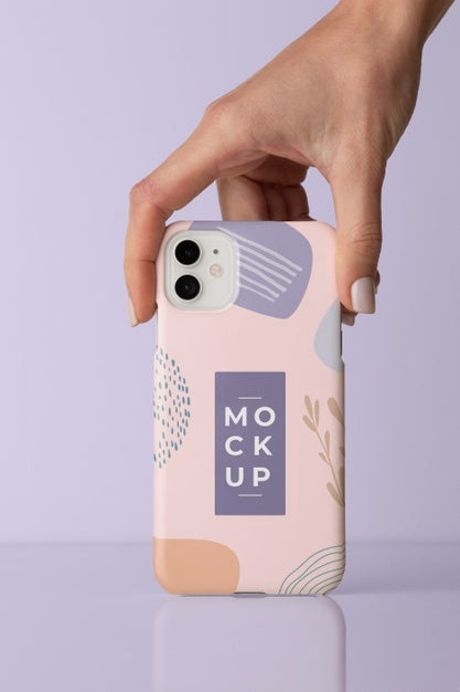 Free Hand Holding Smartphone With Mock-Up Phone Case Psd