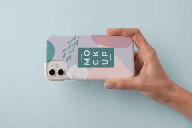 Free Hand Holding Smartphone With Mock-Up Phone Case Psd