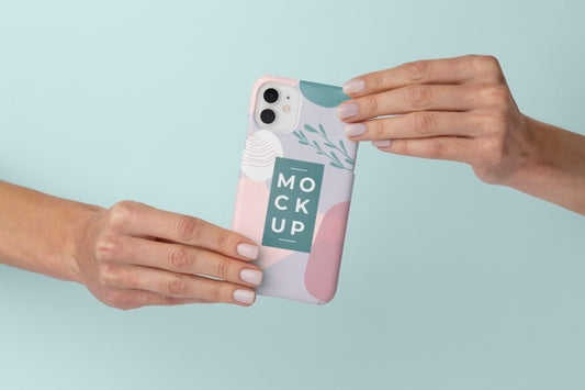Free Hands Holding Smartphone With Mock-Up Phone Case Psd
