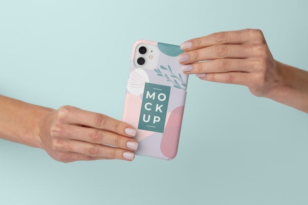 Free Hands Holding Smartphone With Mock-Up Phone Case Psd