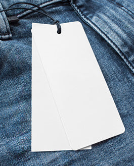 Free Hang Tag Psd Mockup In 4K