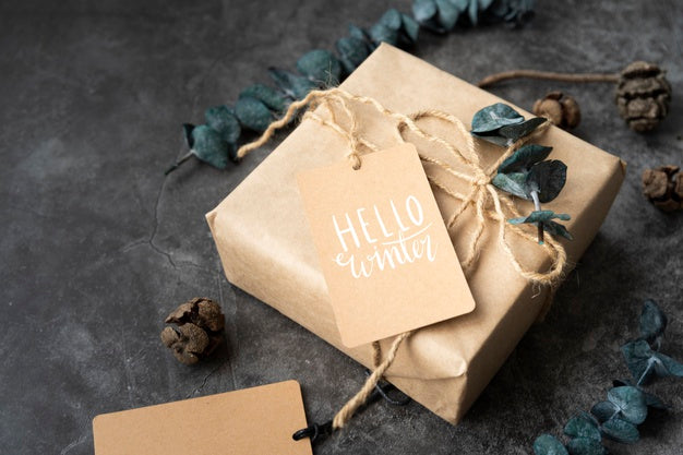 Free High Angle Christmas Gift With Tag Psd