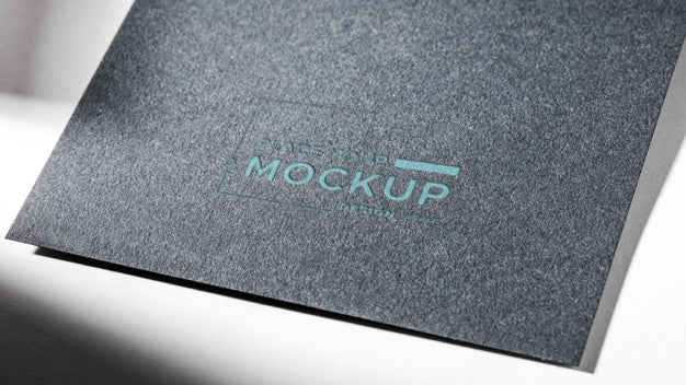 Free High View Greyclose-Up Business Card Mock-Up Psd