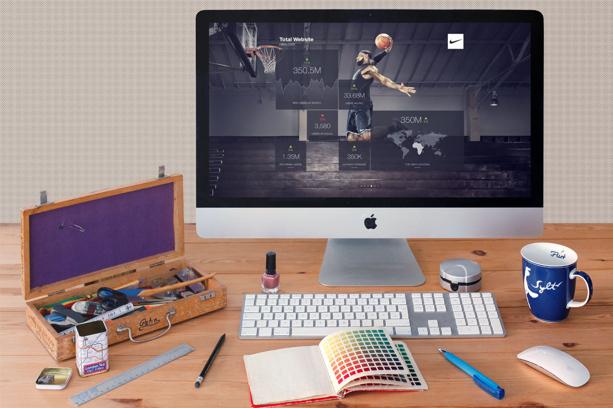 Free Apple iMac Mockuo on Office Desk