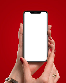 Free Iphone Xs Max In Female Hand Mockup Psd