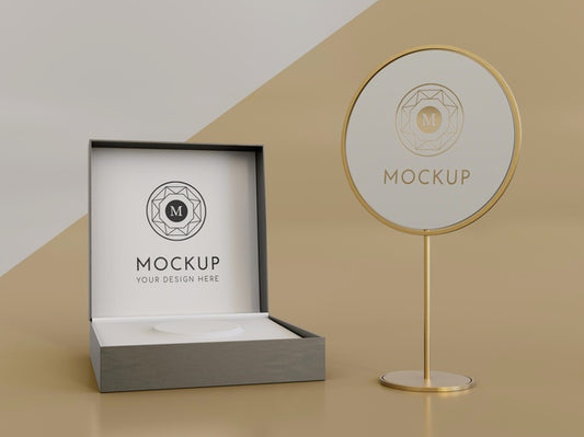 Free Jewelry Packaging Display Mock Up Psd