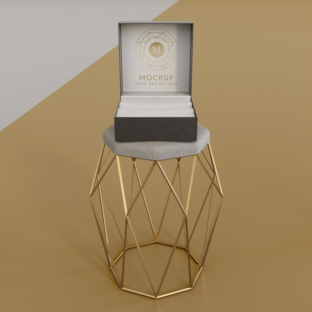 Free Jewelry Packaging Display Mock Up Psd