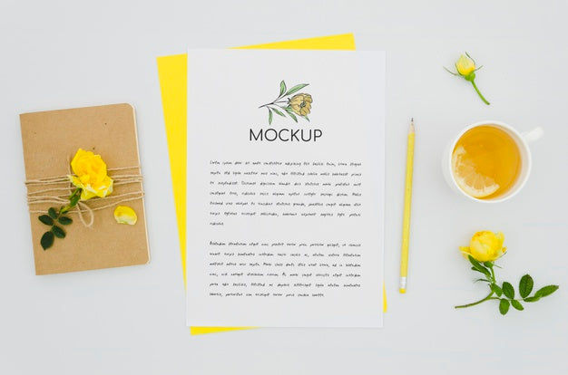 Free Juice And Botanical Mock-Up Psd