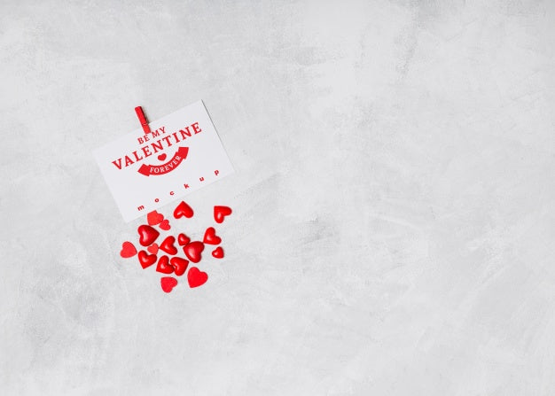 Free Label Mockup For Valentine Psd