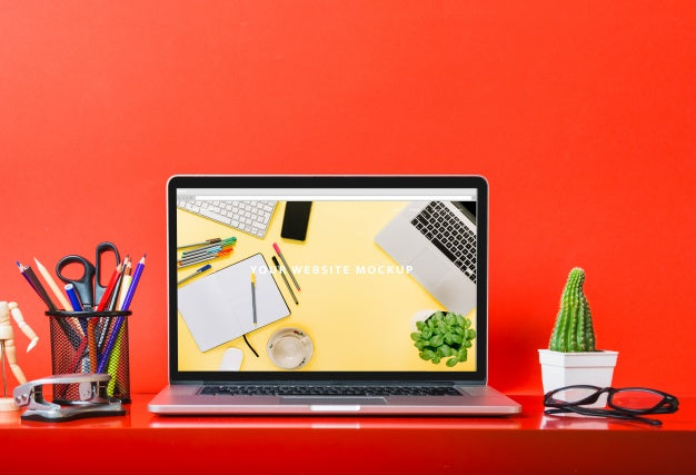 Free Laptop Mockup On Desk Psd