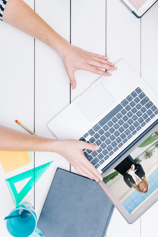 Free Laptop Mockup On Office Desk Psd