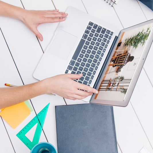 Free Laptop Mockup On Office Desk Psd