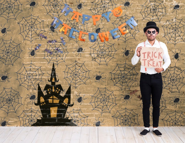 Free Long Shot Of Man Standing And Wishing Happy Halloween Psd