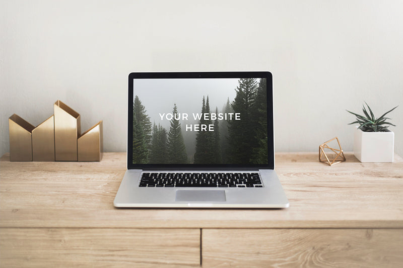 Free Macbook Pro Mockup