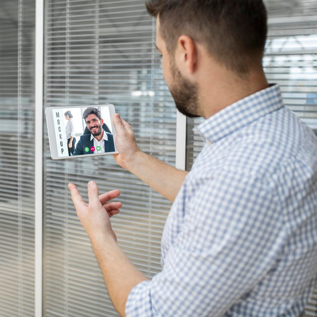 Free Man Having A Video Conference At Work Psd