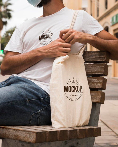 Free Man With Bag Mock-Up Concept Psd