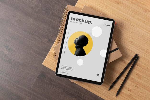 Free Minimal Desktop Workspace Mock-Up Design Psd