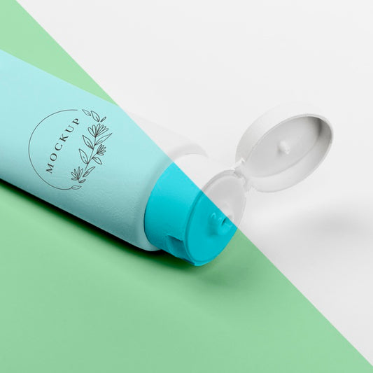 Free Mock-Up Beauty Cream Product Psd