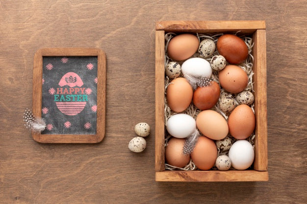 Free Mock-Up Eggs And Frame Psd