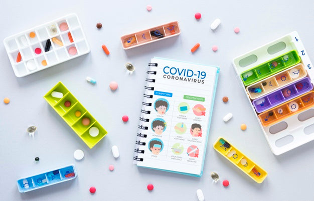 Free Mock-Up Notebook Beside Pills Psd