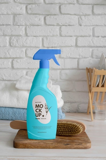 Free Mock-Up Of Cosmetic Spray Bottle Psd