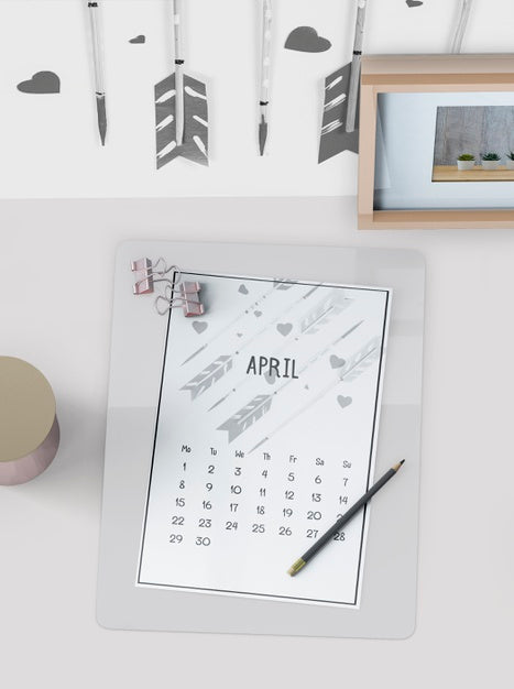 Free Mock Up Of Hand Drawn Calendar Psd