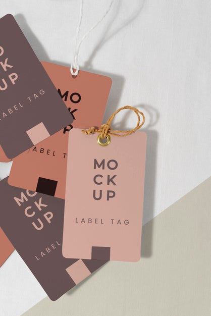 Free Mock-Up Paper Tags Composition Psd