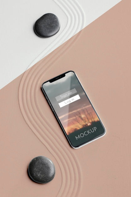 Free Mock-Up Smartphone In Sand Arrangement Psd