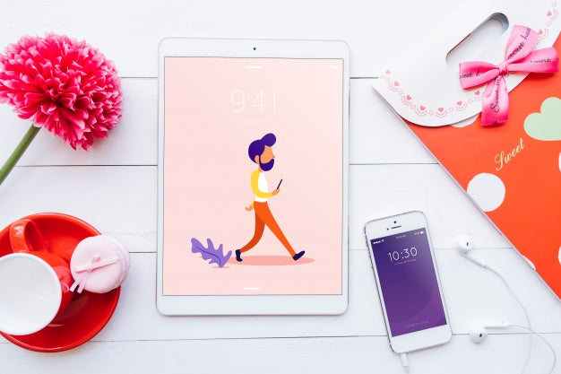 Free Mockup Of Various Devices With Creativity Or Workspace Concept Psd