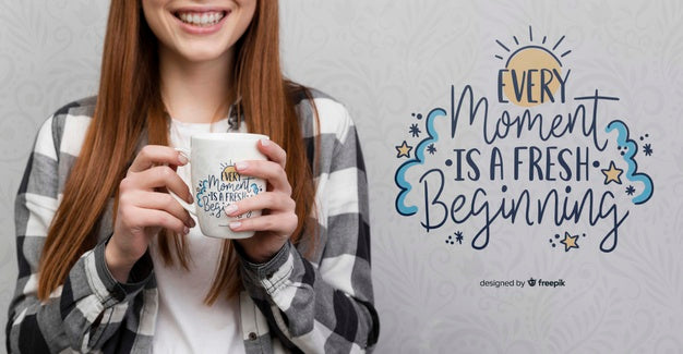 Free Modern Woman Holding Mug Mock-Up Psd