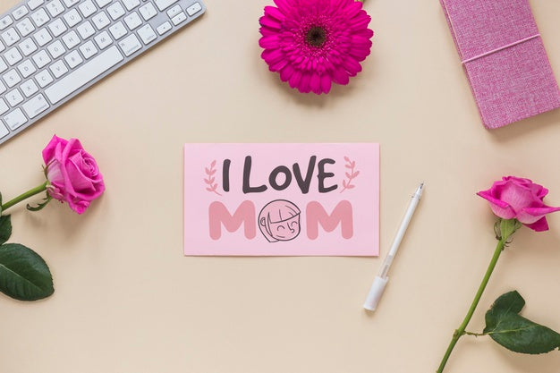 Free Mothers Day Card Mockup With Flowers Psd