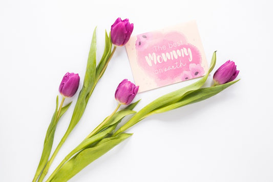 Free Mothers Day Card Mockup With Flowers Psd