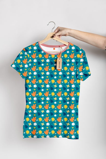 Free Multicolored Shirt Concept Mock-Up Psd