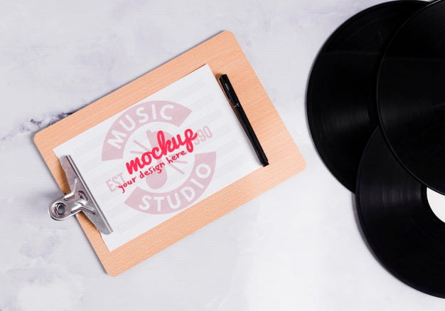 Free Music Clipboard And Vinyl With Mock-Up Psd